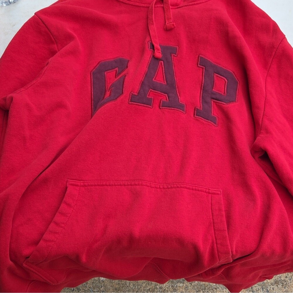 Gap Red Logo Pullover Hoodie Men's XL Fleece Cotton Blend Kangaroo Pocket